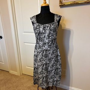 Alfani Black and White Dress - Size 10(100% Silk Shell)